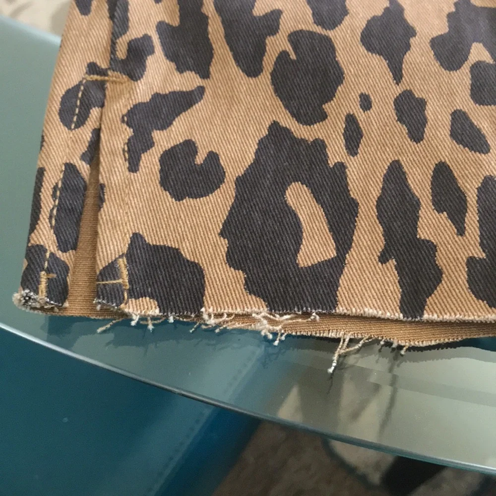 JEANS SIZE 10/30 LEOPARD SKINNY VINTAGE DISTRESSED.5 pockets w golden zip NWT❤️ - Picture 6 of 15